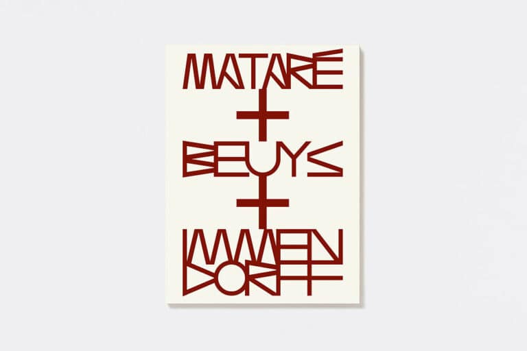 Foto: Cover eines Ausstellungskatalogs. Das Cover ist weiß, auf ihm eine rote Aufschrift in verschachtelten Typografie: "Mataré + Beuys + Immendorff".